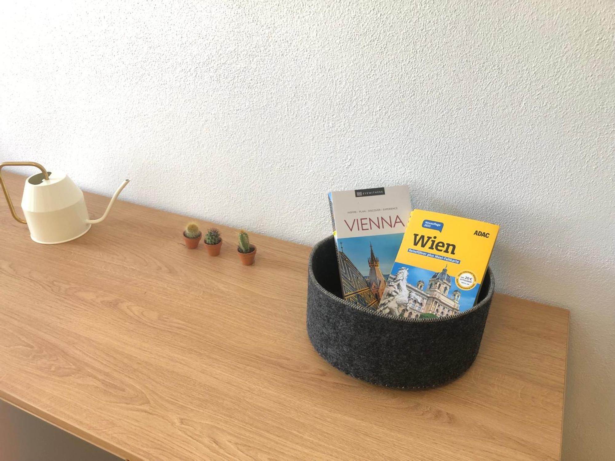 Apartament Grosse 4 Zimmer Wohnung. Schonbrunn-nahe! Wiedeń